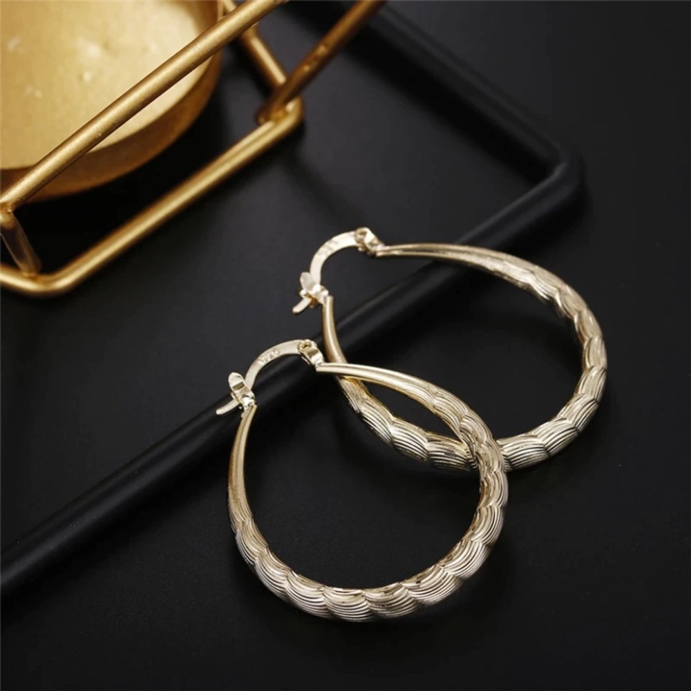 NEW 18k gold plated pear shape earrings - Picture 2 of 4